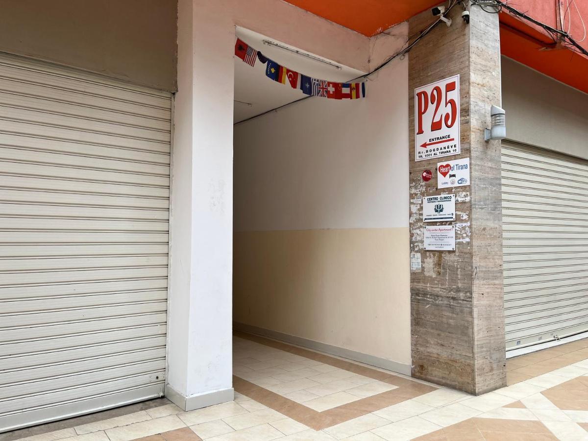 City Center Apartment 1 ติรานา ภายนอก รูปภาพ